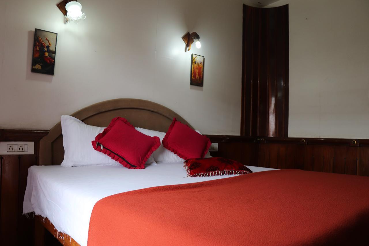 Friends Cruise, Nightstay Houseboat Alappuzha 外观 照片