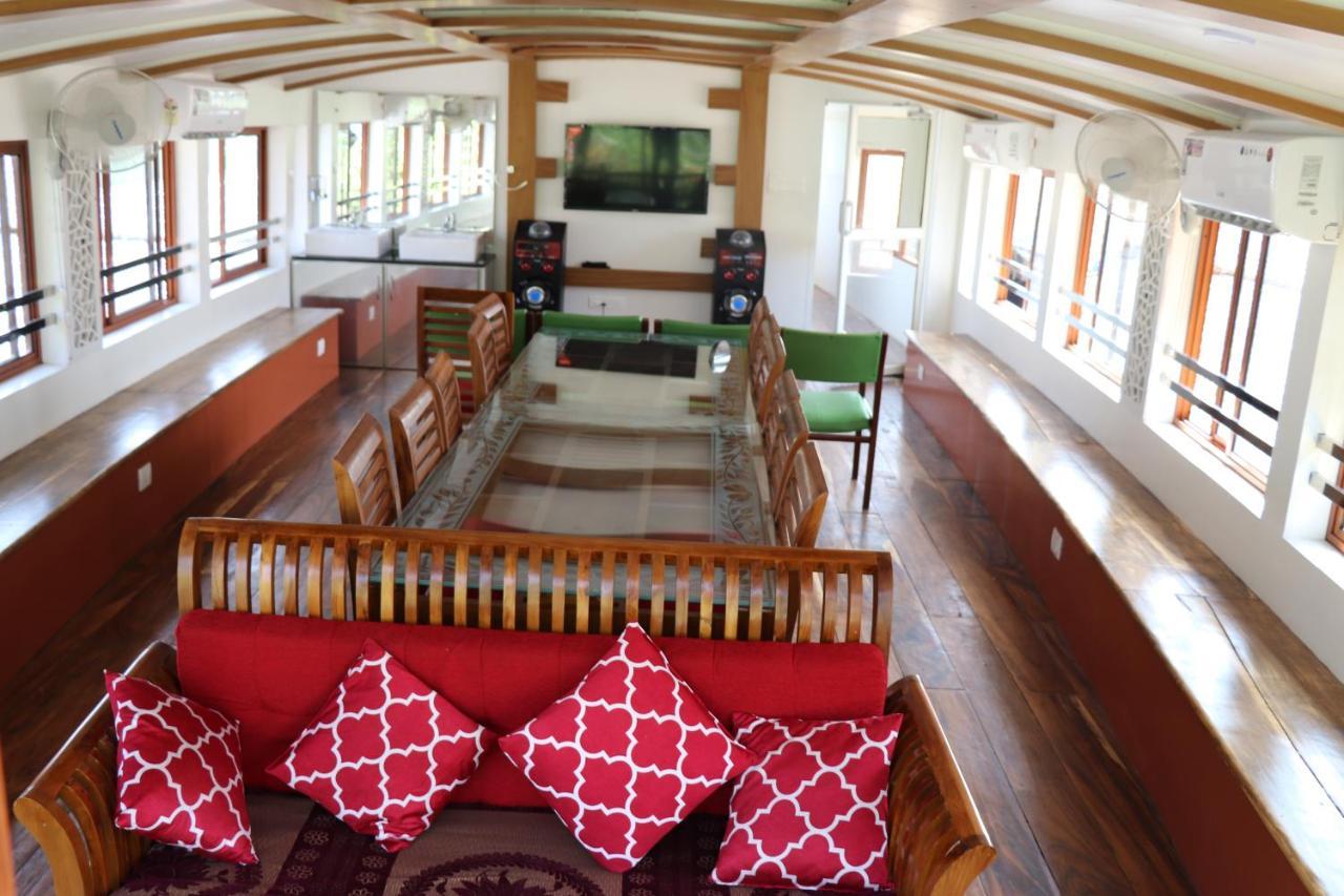Friends Cruise, Nightstay Houseboat Alappuzha 外观 照片