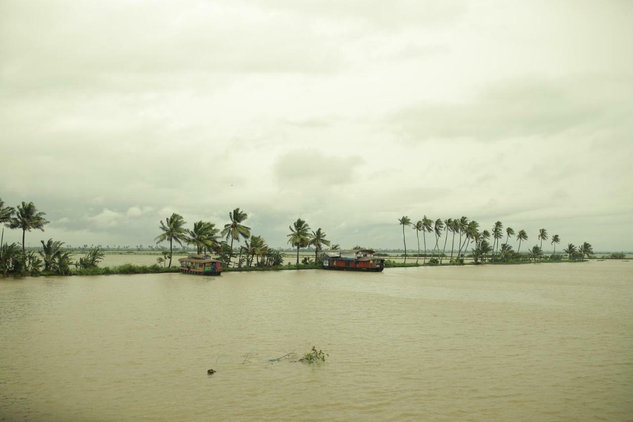 Friends Cruise, Nightstay Houseboat Alappuzha 外观 照片