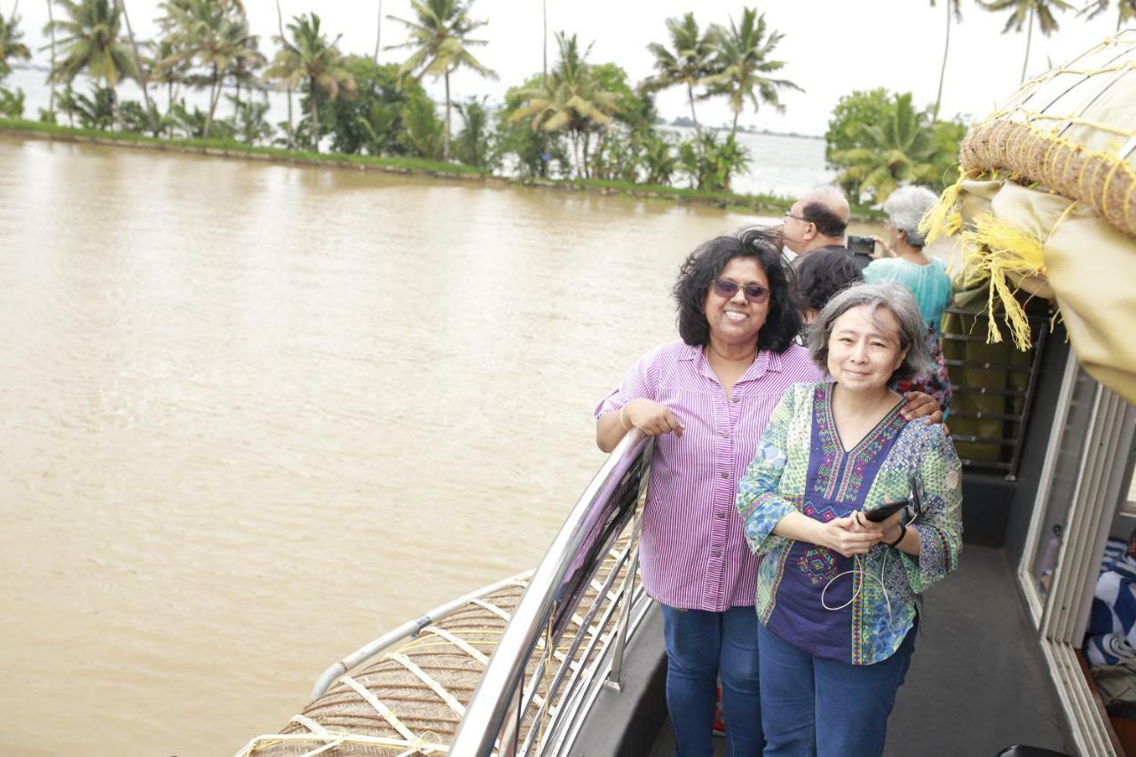 Friends Cruise, Nightstay Houseboat Alappuzha 外观 照片